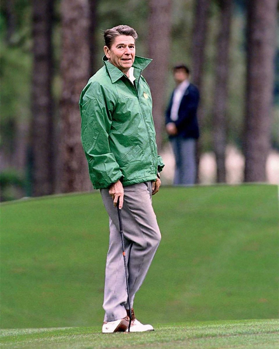 Scott Walker tweet media