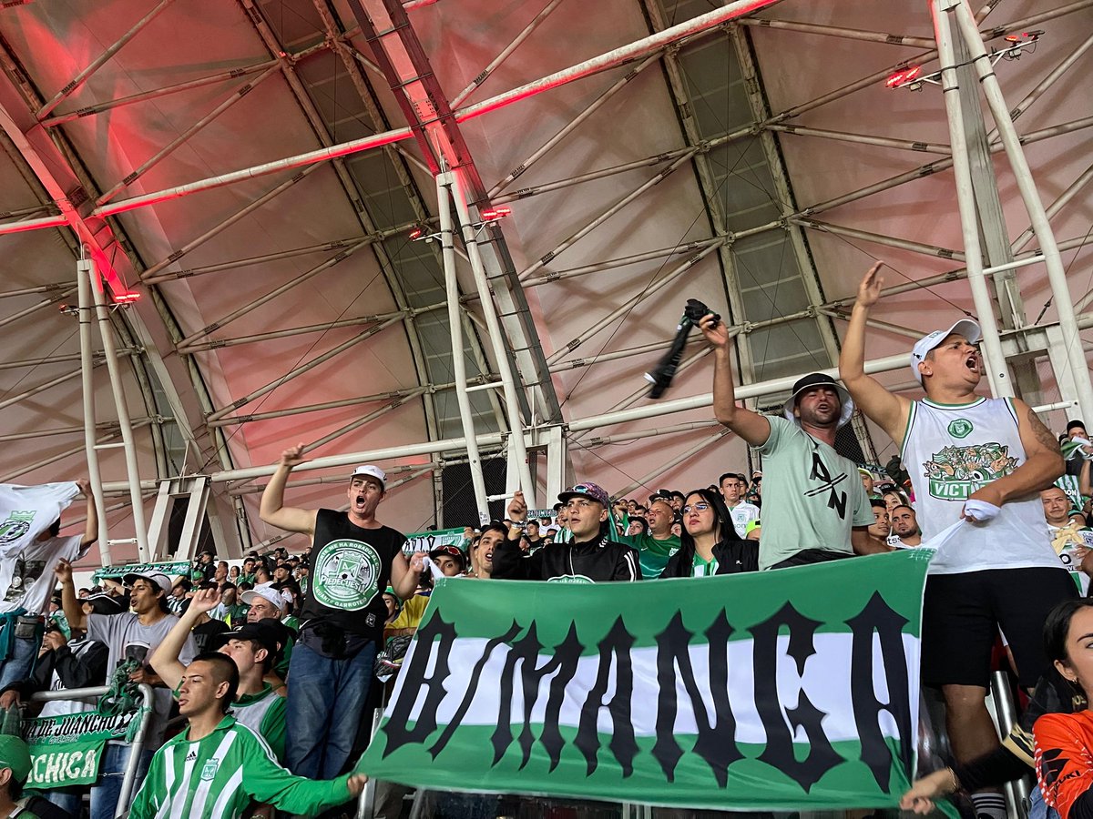 LDSBGA_OFICIAL's tweet photo. ¡Estamos de tour por Suramérica!

LOS DEL SUR BUCARAMANGA 
¡La Única Hinchada De La Ciudad! https://t.co/UB4DqvEndx
