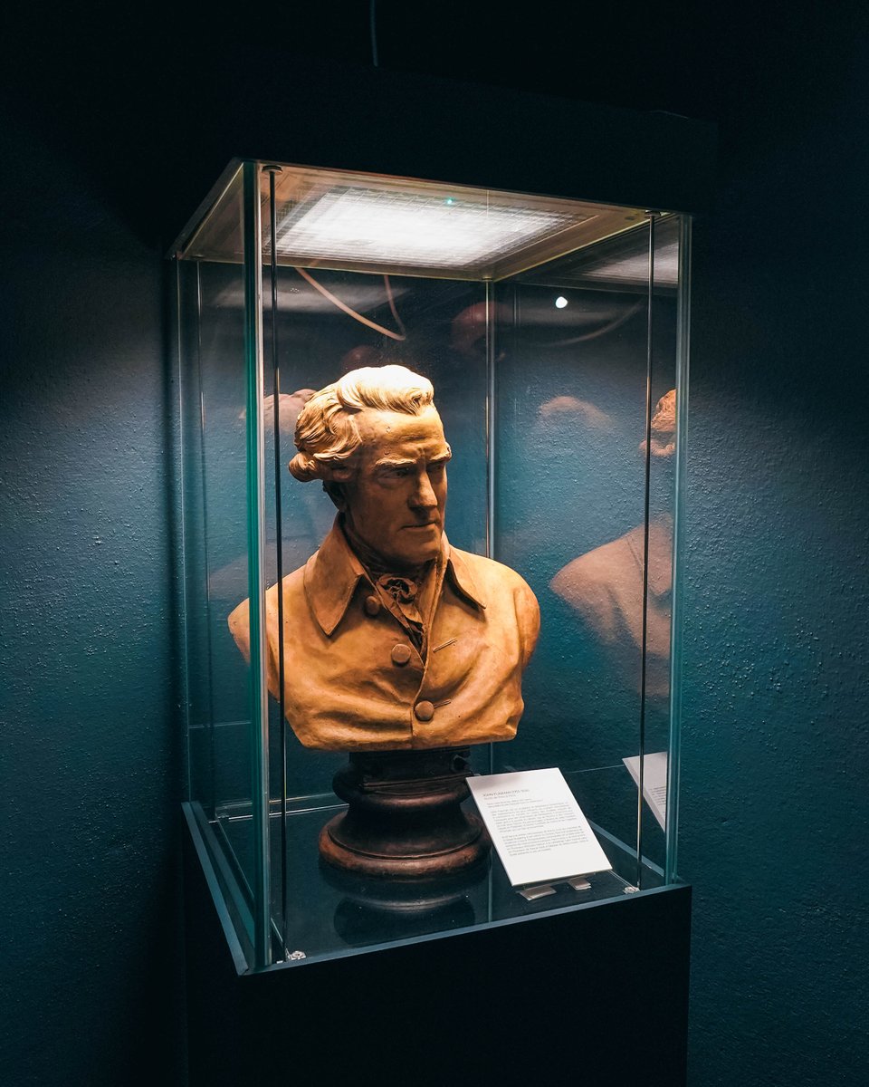 Università di Corsica tweet media