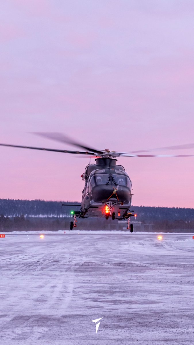 TUSAS_TR's tweet photo. Karlar arasından istikbale yükselir Göklerin Beyi! 🚁🇹🇷❄️

#GÖKBEY https://t.co/GSrl8SQJ7t