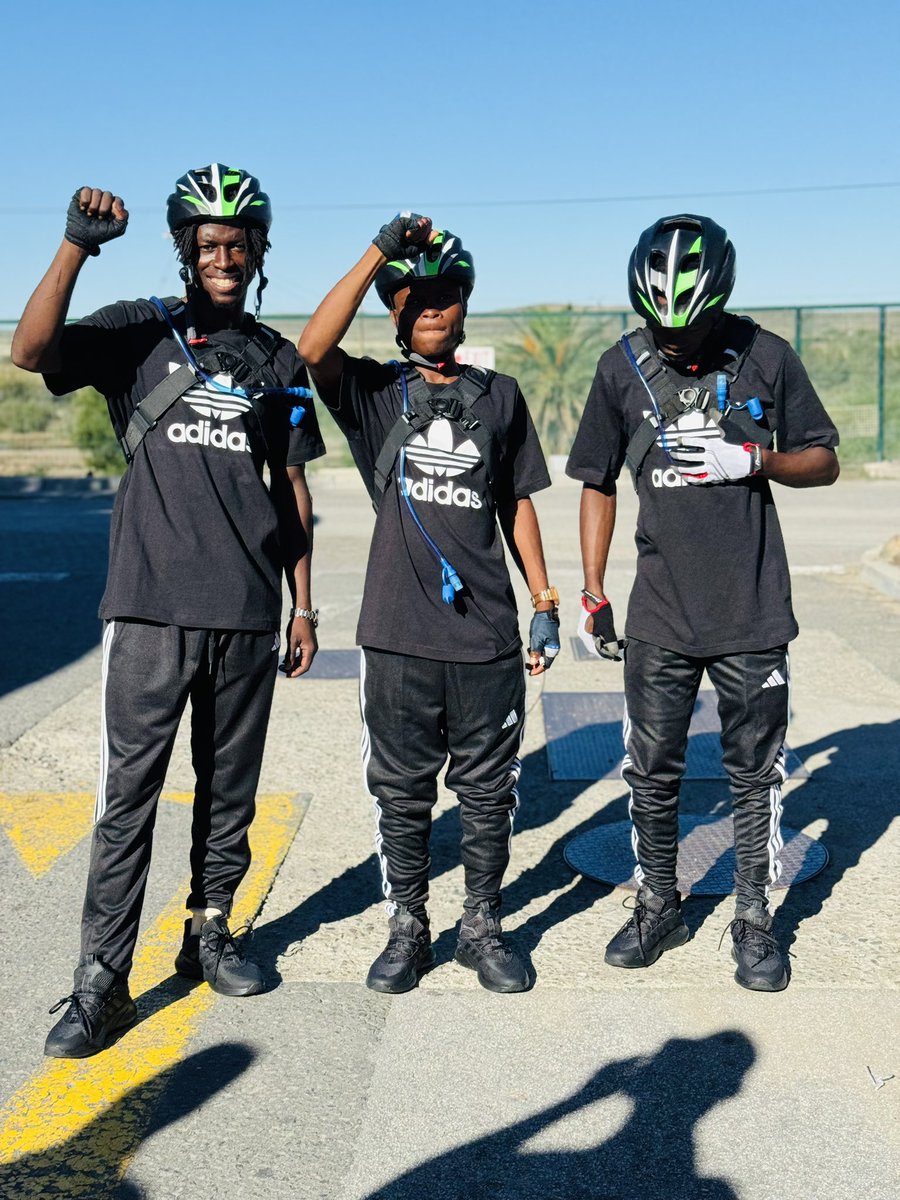 386km to go to Cape Town ✊🏾 Sekusele Kancane 🇿🇦 ✊🏾

Adidas Outfit from Mysol Foundation 🙏