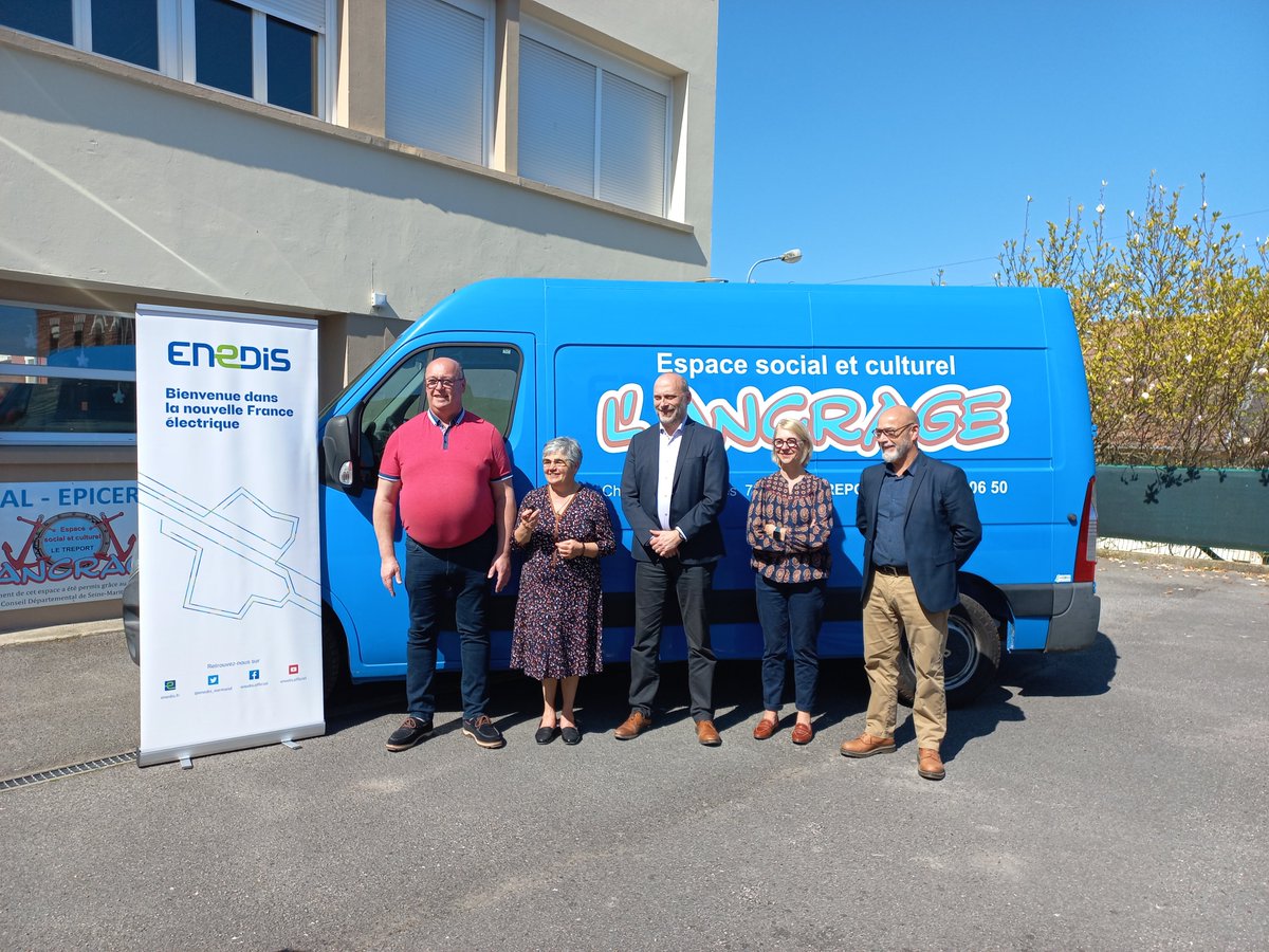 Aujourd'hui, en <a href="/seinemaritime/">Seine-Maritime</a> nous avons poursuivi nos actions #RSE au Tréport auprès de l'#association "L'Ancrage" par le don d'un véhicule utilitaire.
Une double action qui :  
👉 les aidera dans leurs besoins logistiques 
👉 donne une nouvelle vie aux 🚗 #normandes d'<a href="/enedis/">Enedis</a>.