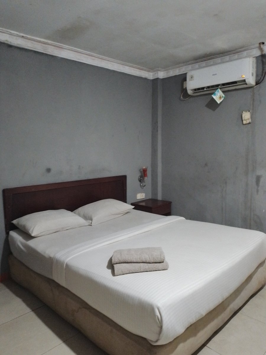MasterM38563633's tweet photo. Halo Pria Dewasa Batam
Wa : https://t.co/AJTUDEjVZr

Yang Mau Urut dengan 
TERAPHYS URUT PRIA PROFEAIONAL..

Kembalikan Stamina &amp; Kebugaran
Tubuh anda.

KEPUASAN &amp; PRIVASI Prioritas UTAMA

#pijatpriabatam
#massagemanBatam
#urutlelakiJohor
#urutbatinpriajohor https://t.co/2bqCq1pABJ