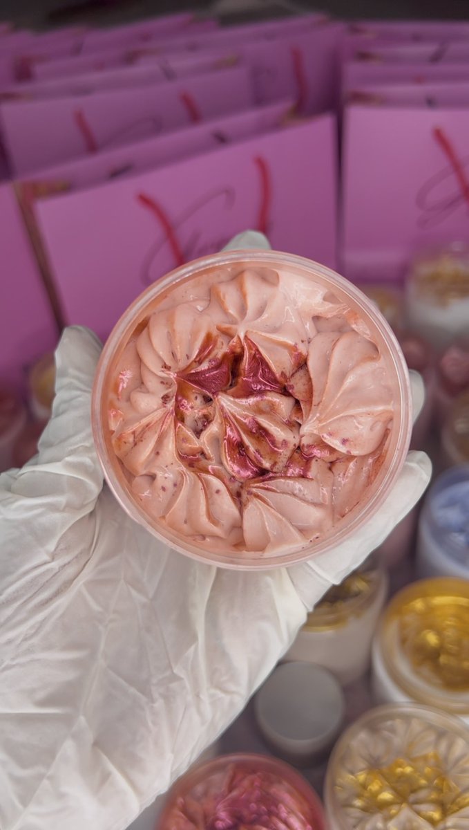 ebtihallroyale's tweet photo. @Hozifah8 Shea body butters💕 
Insta: https://t.co/nCz09sBGxQ https://t.co/cbv7UVw8gB