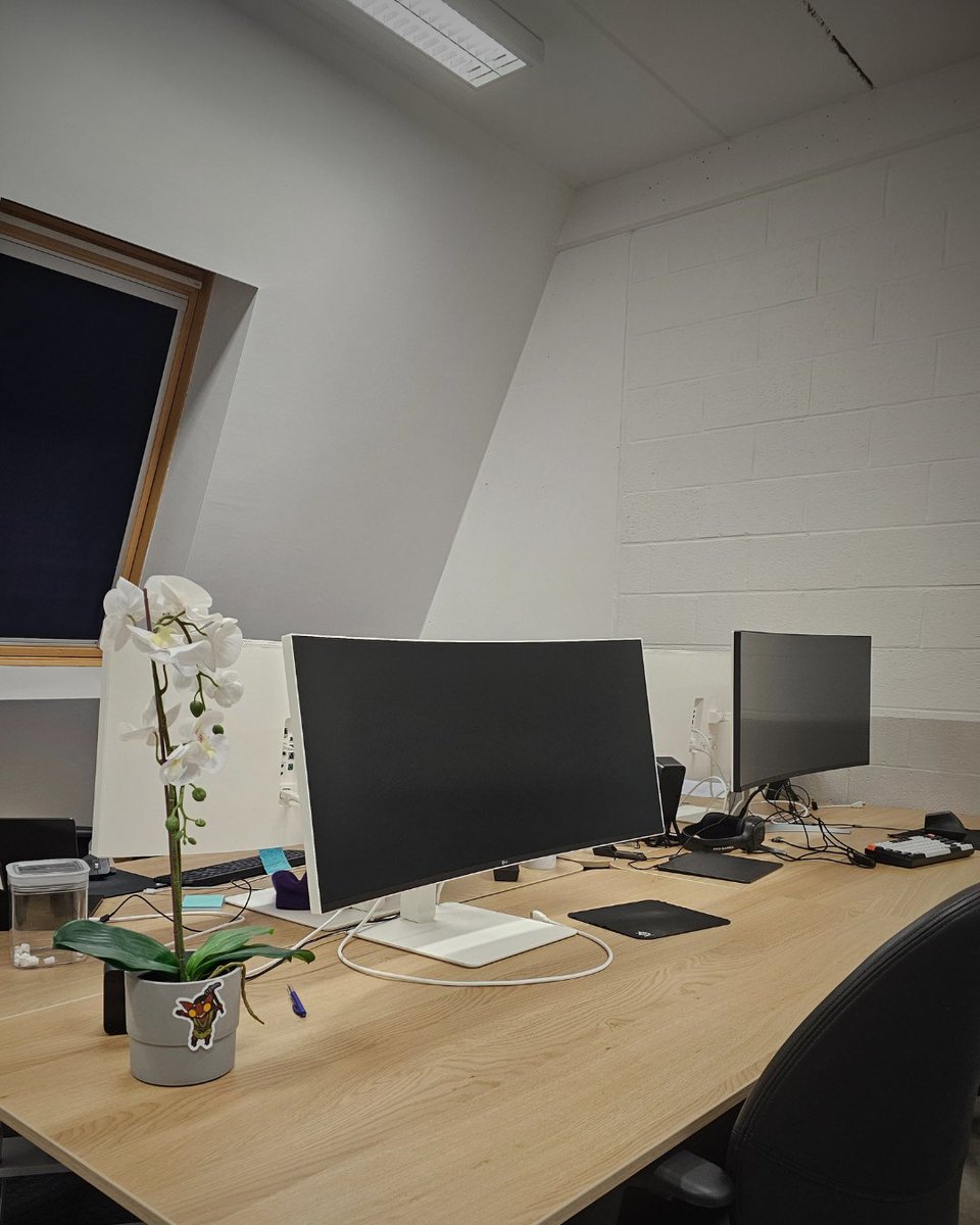 We're signing off for the weekend, time to get some fresh air in Deisim XD

#vr #gaming #weekend #quest #steam #newgame