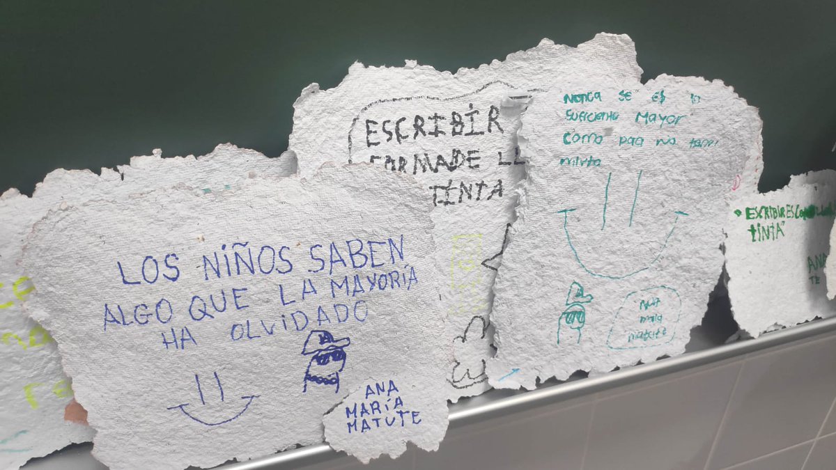 IES Ana María Matute tweet media