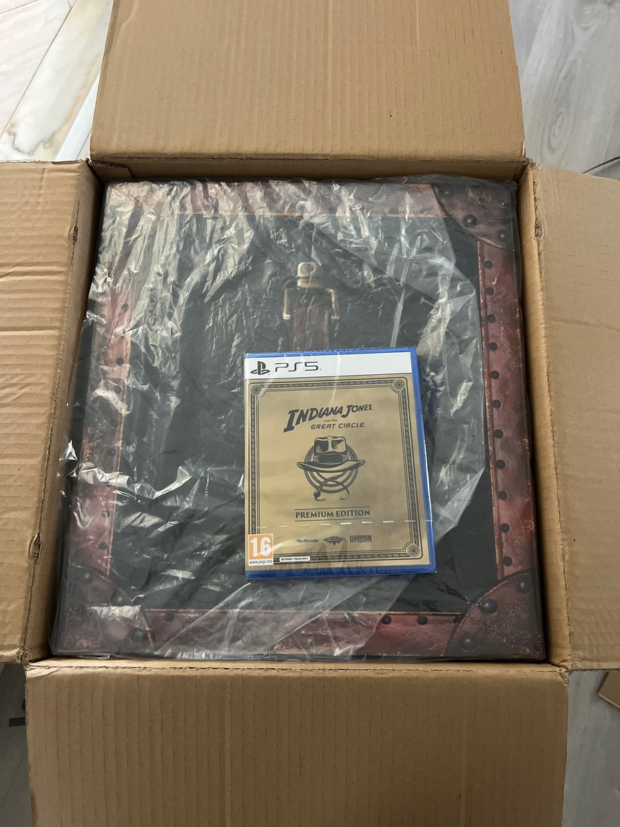 miikeeangelo's tweet photo. Thank you so much @bethesda for receiving this already https://t.co/YMdRM1vJen