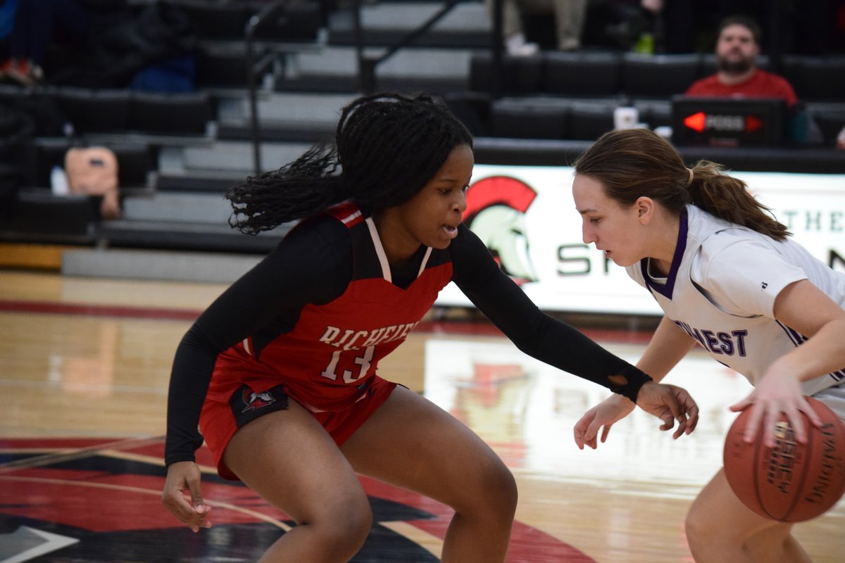 MNDiamondElite1's tweet image. Happy Birthday @aneciya15
Aneciya Holt! We wish you a very enjoyable day! Shine Bright Like A Diamond!
@CoachTifff @TeamBuerman @MNDiamondElite1
#WeOverMe
#DiamondElite2027