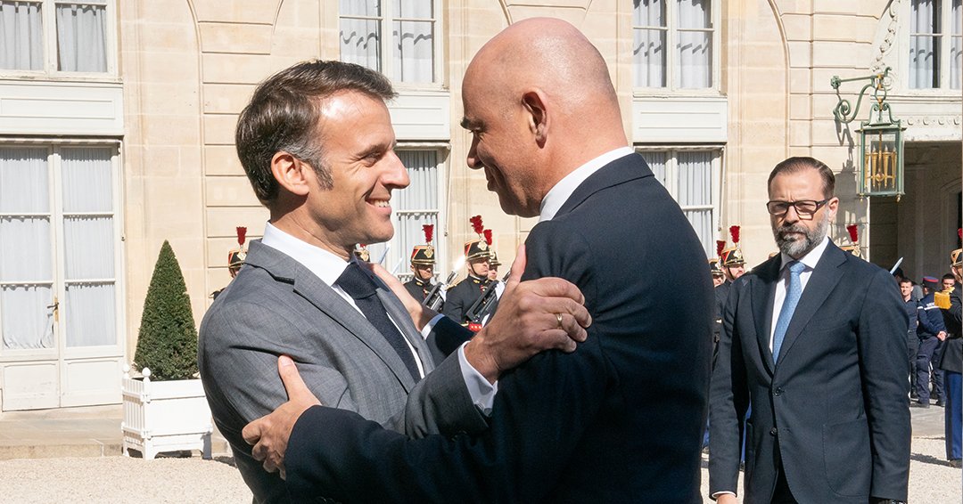 Alain Berset (@alain_berset) on Twitter photo L’Europe fait face à des défis géopolitiques inédits. Avec <a href="/EmmanuelMacron/">Emmanuel Macron</a> nous avons discuté de sécurité démocratique. Le @CoE travaille pour la paix entre les nations et à l’intérieur de nos sociétés. #NouveauPacteDemocratique L’Europe fait face à des défis géopolitiques inédits. Avec <a href="/EmmanuelMacron/">Emmanuel Macron</a> nous avons discuté de sécurité démocratique. Le @CoE travaille pour la paix entre les nations et à l’intérieur de nos sociétés. #NouveauPacteDemocratique