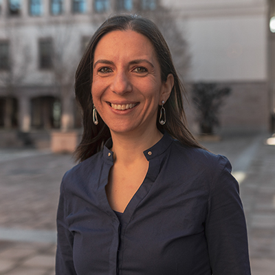 ISGS2025 (@isgs2025) on Twitter photo 🎉We’re thrilled to announce our #ISGS2025 keynote speaker: Tilbe Göksun <a href="/GoksunTilbe/">Tilbe Göksun</a>
Join us for her talk, “Multifunctionality of gesture use and processing across the lifespan: An individual differences approach”✨
🔎Learn more about her and her talk isgs10.nl/keynotes#h.4jp… 🎉We’re thrilled to announce our #ISGS2025 keynote speaker: Tilbe Göksun <a href="/GoksunTilbe/">Tilbe Göksun</a>
Join us for her talk, “Multifunctionality of gesture use and processing across the lifespan: An individual differences approach”✨
🔎Learn more about her and her talk isgs10.nl/keynotes#h.4jp…