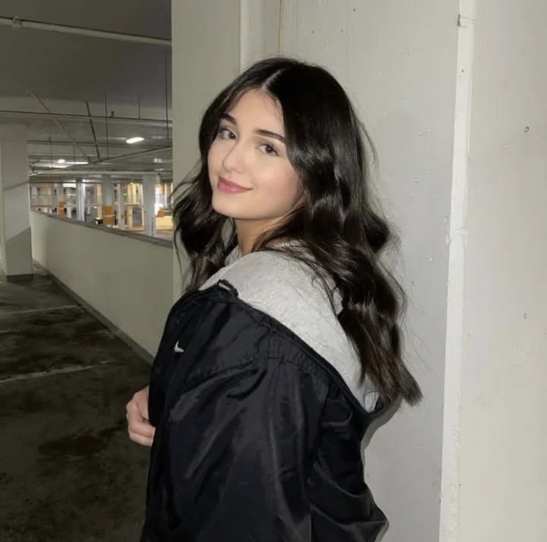 Good Night x fam 🌃💞
Happy Night 💞💯