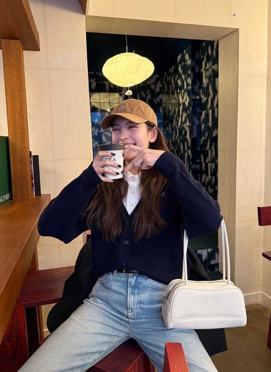 cayla tweet media