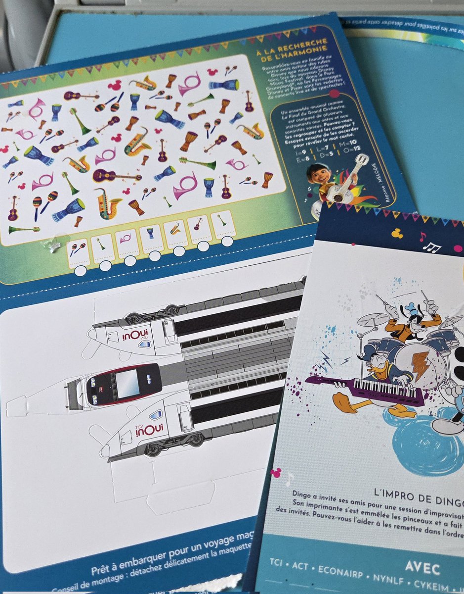 Merci <a href="/TGVINOUI/">TGV INOUI</a> pour cette maquette et ces jeux  destinés aux enfants pour leurs voyages en train ! Ma fille est ravie 😀

Cc <a href="/DisneylandParis/">Disneyland Paris</a>