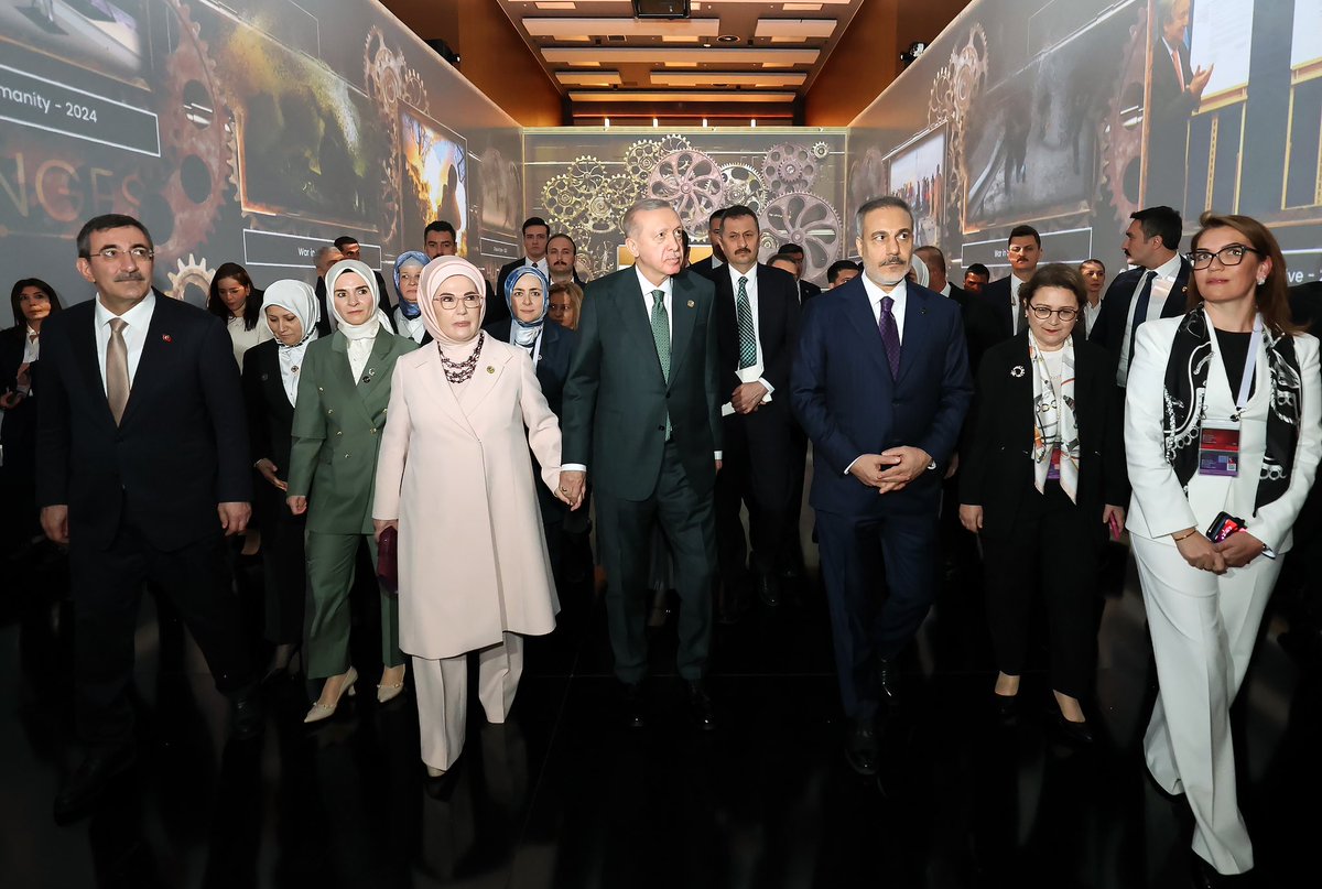 “İnsanlık tarihiyle yaşıt olan bölgemizin barış coğrafyası olmasını istiyoruz” tccb.gov.tr/haberler/410/1…