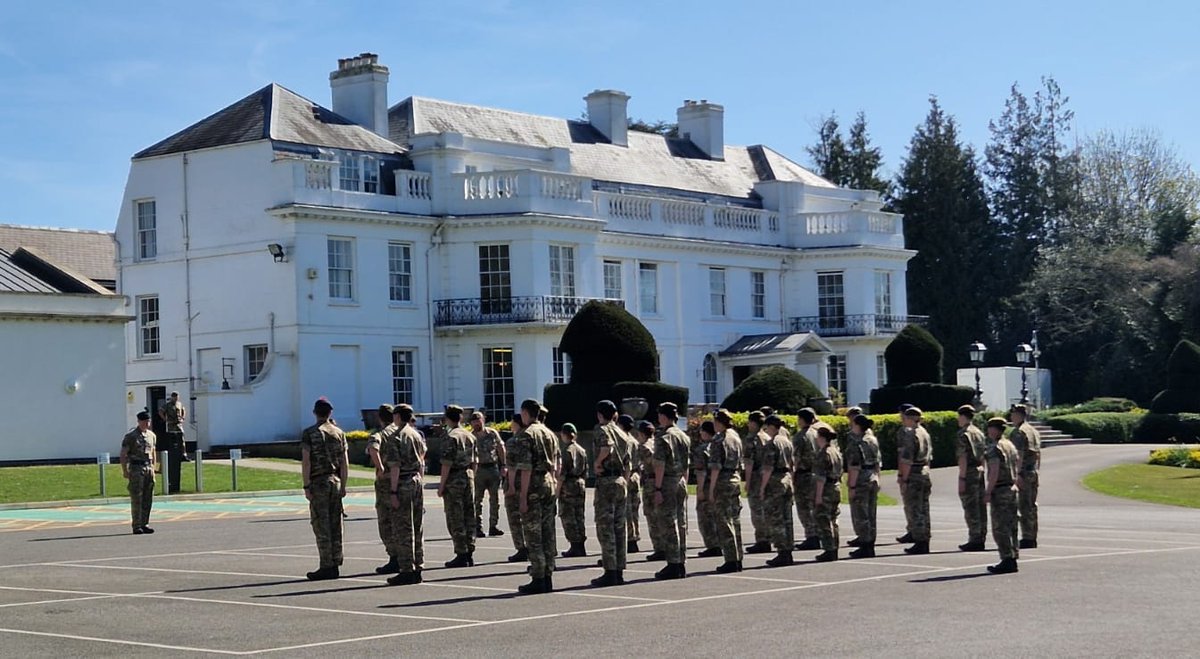 🎉🎉 Proud to announce that our FIRST #CCF Cadet to attend the <a href="/CTCFrimleyPark/">CTC Frimley Park</a> Master Cadet course has passed with flying colours 🎉🎉 Congratulations to Cdt CSgt Murray! 🎉🎉 <a href="/CCFcadets/">Combined Cadet Force</a> <a href="/ArmyCadetsUK/">Army Cadets UK</a> <a href="/RSM_FrimleyPark/">RSM Frimley Park</a>