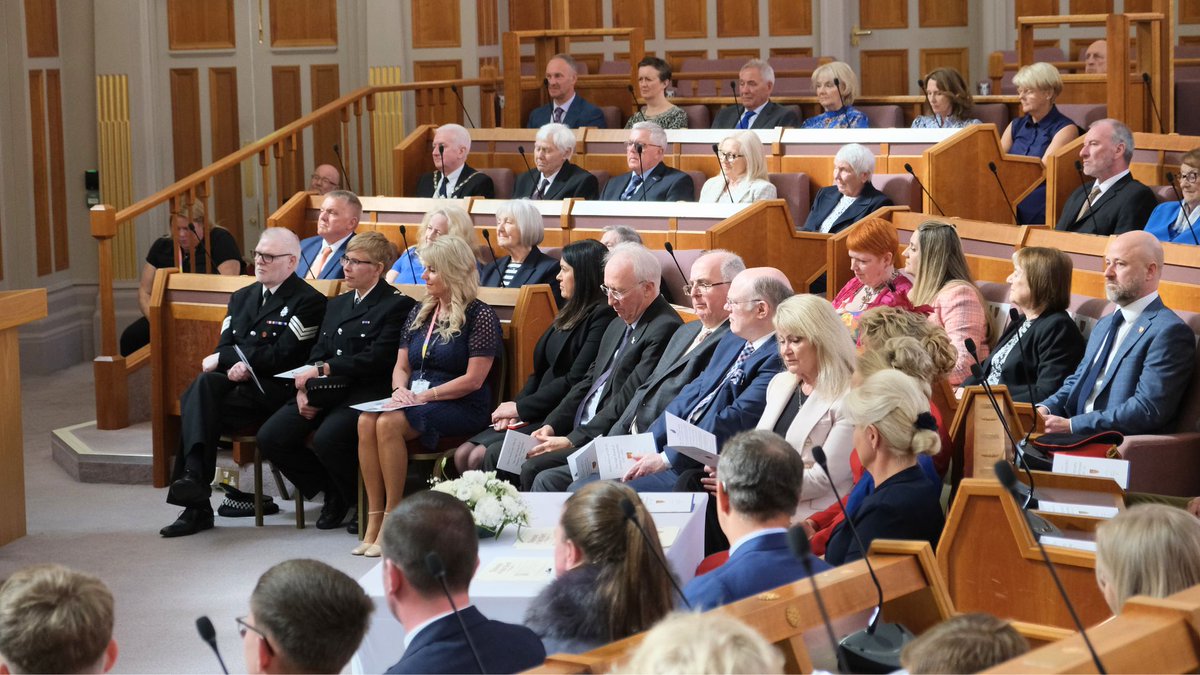 Wigan Council (@wigancouncil) on Twitter photo Congratulations to Martin Ainscough CBE DL who was installed as High Sheriff of Greater Manchester earlier today, in a ceremony held at Wigan Town Hall.
We wish the incoming High Sheriff, who lives in Wigan Borough, a brilliant year in office!
<a href="/GMLO_UK/">GM Lieutenancy</a> Congratulations to Martin Ainscough CBE DL who was installed as High Sheriff of Greater Manchester earlier today, in a ceremony held at Wigan Town Hall.
We wish the incoming High Sheriff, who lives in Wigan Borough, a brilliant year in office!
<a href="/GMLO_UK/">GM Lieutenancy</a>