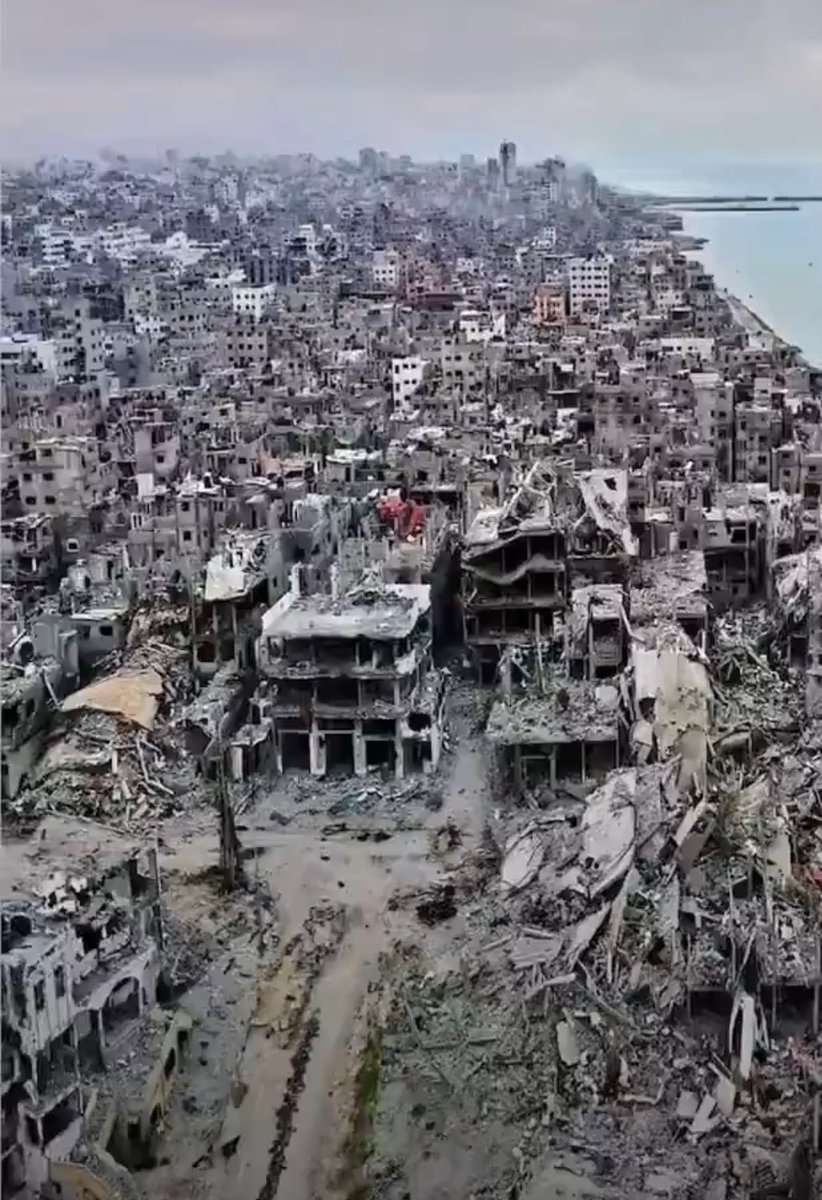 فلسطین کے بارے میں بات کرنا بند نہ کریں چاہے آپ اکیلے ہی بات کر رہے ہوں 💔💔💔