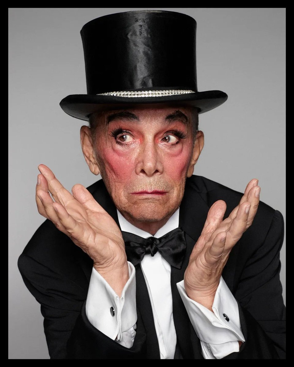 iShowTunes's tweet photo. Happy 93rd Birthday to @TheTonyAwards & @TheAcademy Award-Winner, @JoelGrey !!!
#CABARET #Emcee #MasterOfCeremonies #GeorgeM #Wicked #Chicago #AnythingGoes #Broadway #WillkommenBienvenueWelcome https://t.co/o0tSSmCYQA