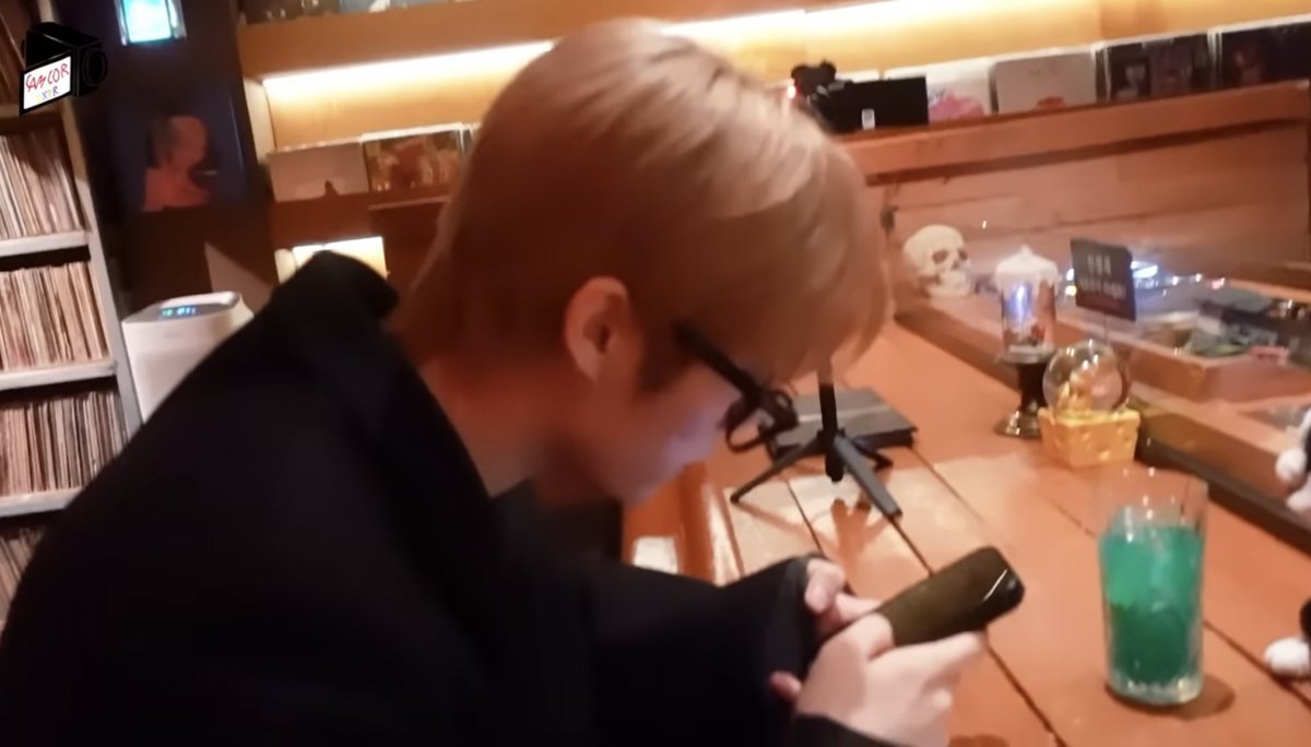 95ooooy's tweet photo. 커플브이로그 https://t.co/h67bSCa3BP