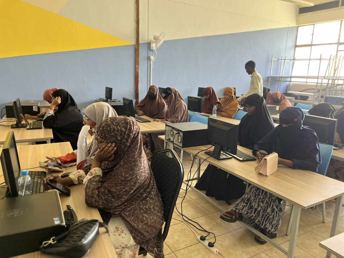 NIEhub's tweet photo. We have successfully completed a 2-day Digital Marketing training led by Ajira Digital. 

The session equipped participants with essential digital marketing skills and insights into online job opportunities. 

Big thanks to @AjiraDigital and all who joined with a growth mindset! https://t.co/C7hvGUGhDt