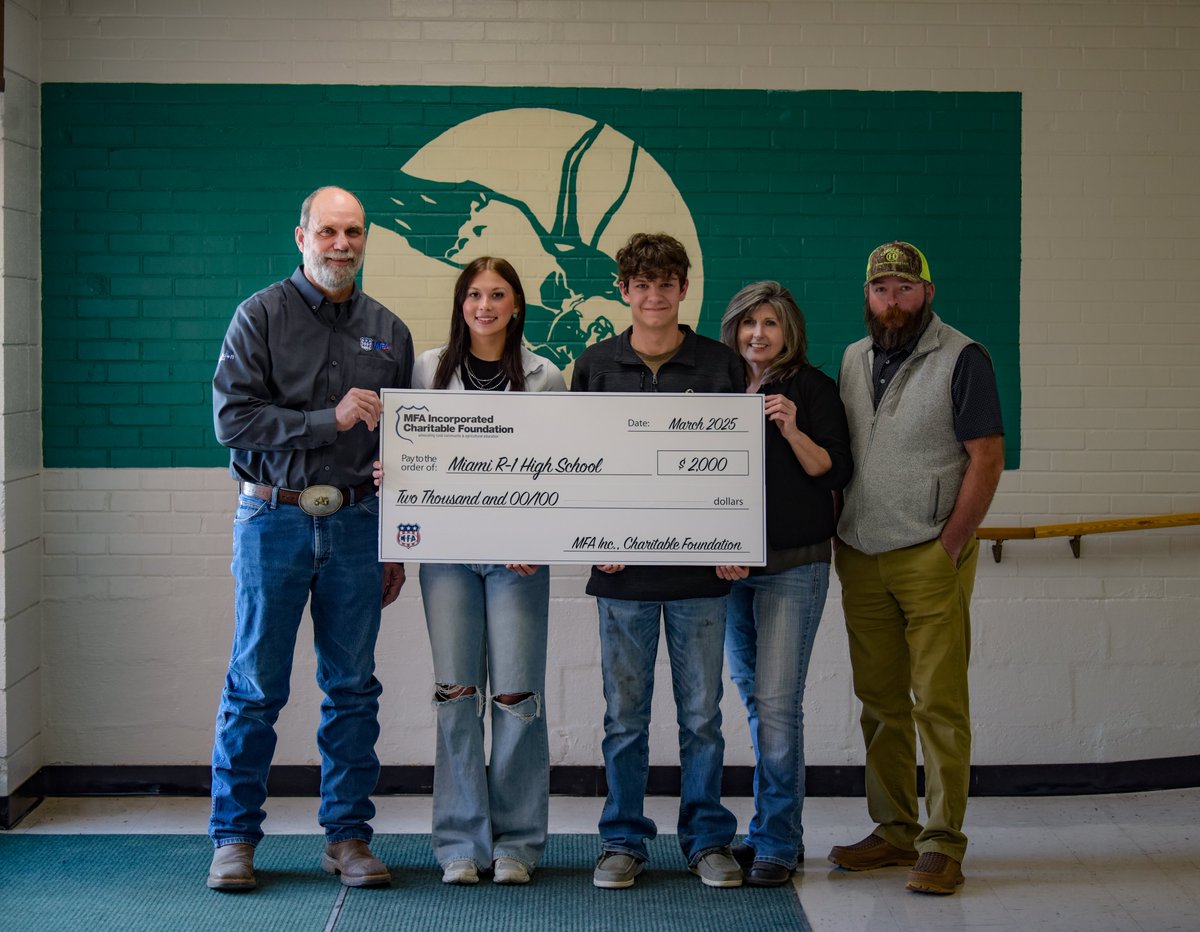 Fashing's tweet image. Miami R-1 High School received $2,000 from the MFA Incorporated Charitable Foundation to update a greenhouse. From left: Adrian West Central Agri Services Manager Dale Guss; Miami R-1 FFA Pres Shelby Fairbairn; VP Waylon Cameron; Ag teacher Tammy Bartholomew; Sup. Daniel Johnson.