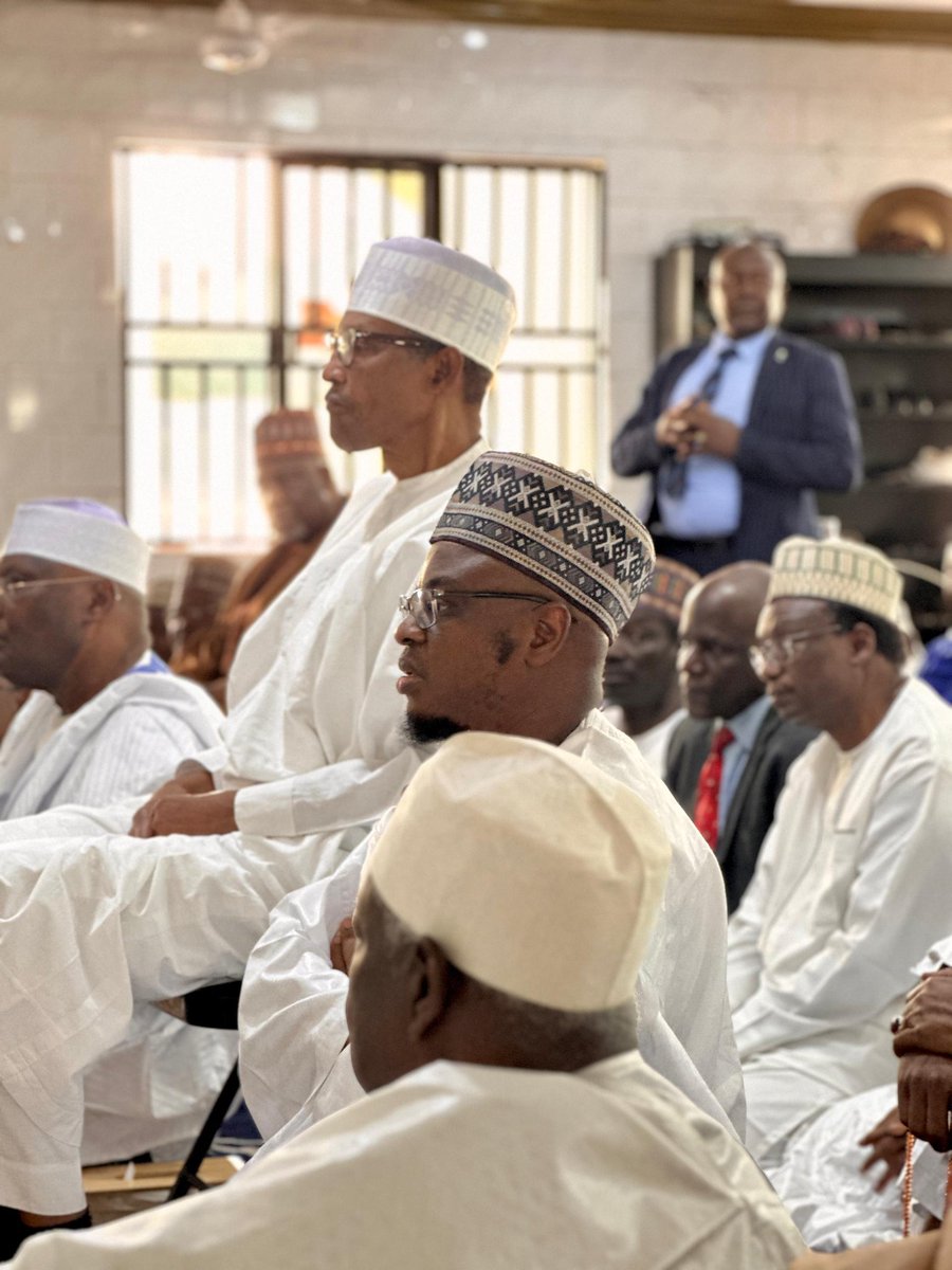 ProfIsaPantami's tweet photo. Observing Jumu'ah prayer at Yahya Road Masjeed, Kaduna, today.
May Allah accept our good deeds. https://t.co/uMbo4hu3DG