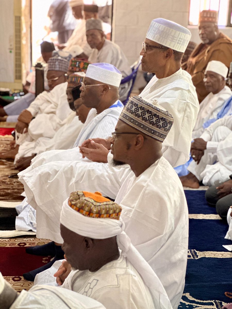 ProfIsaPantami's tweet photo. Observing Jumu'ah prayer at Yahya Road Masjeed, Kaduna, today.
May Allah accept our good deeds. https://t.co/uMbo4hu3DG