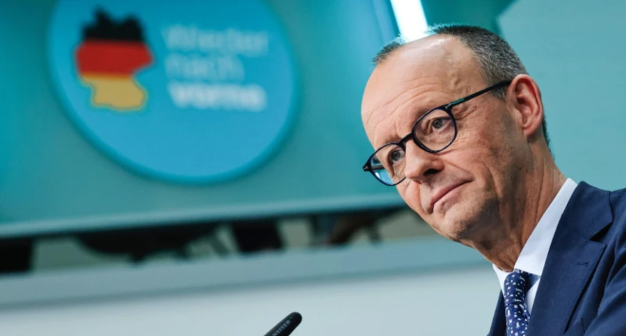 SignalsWorld's tweet photo. https://t.co/lH8aHI7Gwq 
Friedrich Merz wants high oil and gas prices.
People should not be able to afford heating.
#politics #germany #green #oilprice #oil https://t.co/v7NIUU3oMU