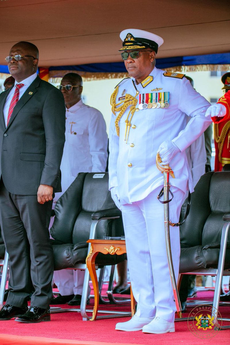 tv3_ghana's tweet photo. President John Dramani Mahama at the graduation ceremony of commissioned officers from the Ghana Military Academy.

#TV3GH https://t.co/MpLMpxEiYu