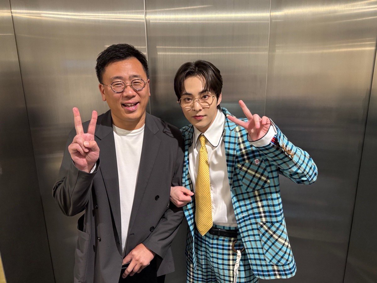 furuyamasayuki0's tweet photo. 今日から始まった「2025 XIUMIN FAN CONCERT < 𝐗 𝐓𝐢𝐦𝐞𝐬 ( ) > in Japan」📚今日は初日東京公演で、僕はX Timesの古家記者を務めて、シウミン記者を全力でサポートさせて頂きました🎤初の単独ファンコンでしたが、内容盛りだくさんで楽しかったですよね😃大阪公演もどうぞよろしくお願いします🙇‍♀️ https://t.co/T0L5k6FSiv
