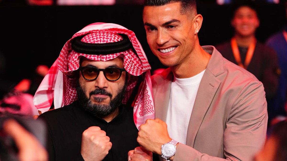 Des Palestiniens ont-ils payé 1 million d’euros pour fuir Gaza ? Cristiano Ronaldo est-il devenu musulman ? - Le Vrai ou Faux Junior
➡️ l.francetvinfo.fr/wvW