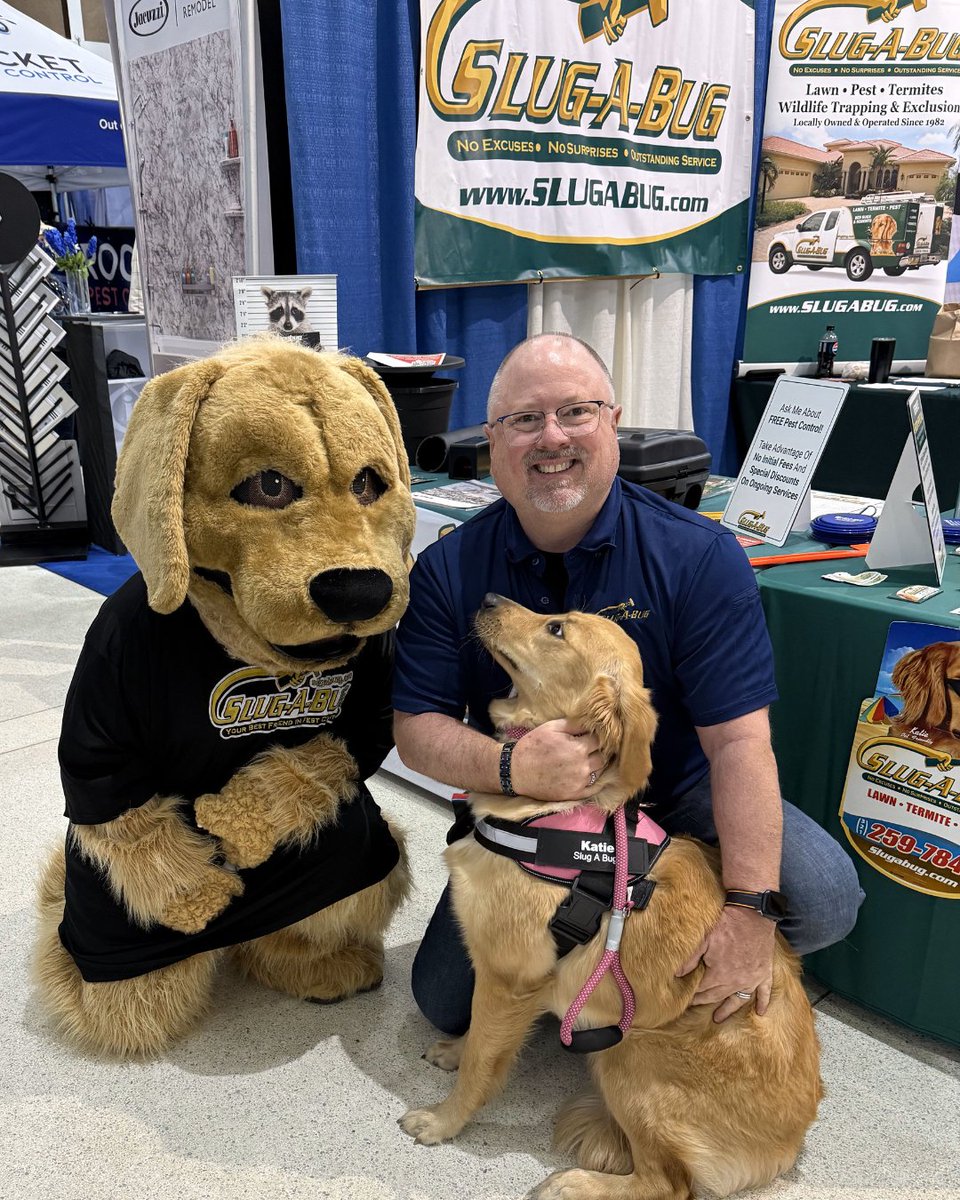 slugabugpest's tweet photo. We had an amazing time at the Melbourne Home Show! 🎉 Our team, including President Steve Lum and mascot Katie, loved connecting with homeowners to share expert lawn care &amp; pest control tips. Thanks for stopping by - see you next time! 👋 #MelbourneHomeShow #PestControl https://t.co/NKdeKmizp6