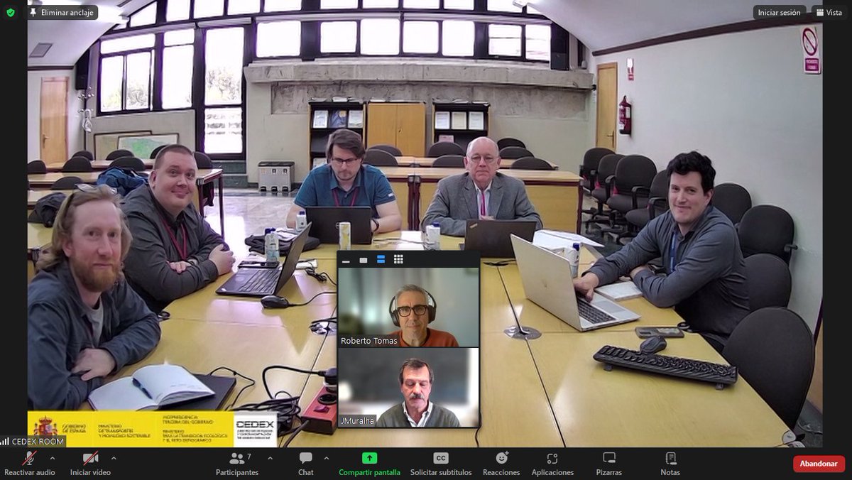 El comité técnico 182 de ISO se reunió en 📍 Madrid para avanzar en la normalización de ensayos de laboratorio en Mecánica de Roca.  Durante la estancia en el LG, aprovecharon para conocer el Cajón Ferroviario y los laboratorios.   
#ISO #LG #MecanicaDeRocas #CEDEX #Geotecnia
