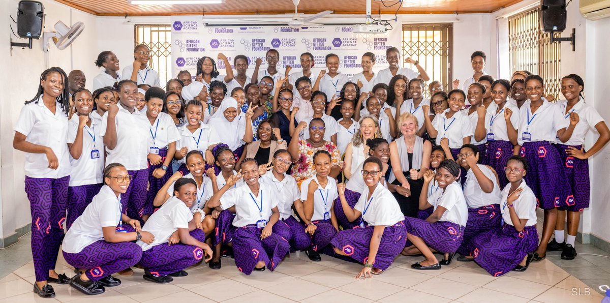 AfricanGifted's tweet photo. We were honored to host SLB & the Schlumberger Foundation at ASA!
From STEM demos to career guidance with Faculty for the Future Fellows, the visit sparked ideas & inspiration.
Thank you for championing access & equity in science education!
#GirlsInSTEM #SLB #InsideASA https://t.co/1t9TR5qis5