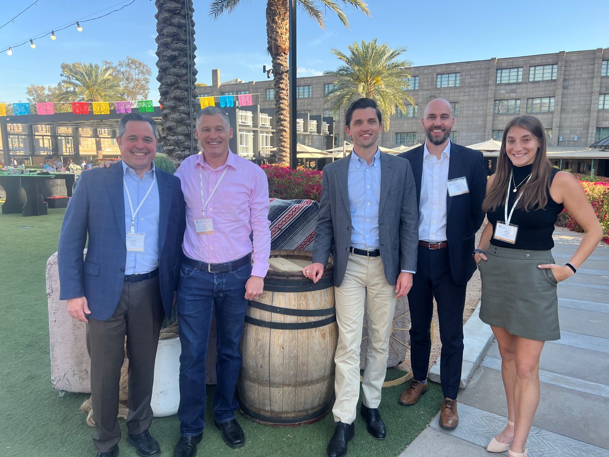 Capright had the pleasure of attending the NCREIF conference in Phoenix this week! It was a fantastic opportunity to network with industry leaders, dive into discussions about current economic conditions, and explore the evolving landscape of the CRE sector. #NCREIF2025 #Capright