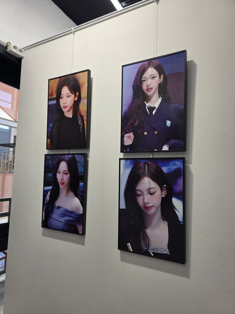 230225_201117's tweet photo. 하 저 핑크후디... 진짜 미쳐요
제가 너무 좋아해서 저 사진이 너무 시강이였어서 넋을 놓고 바라보게 된답니다

#With_Meow
#고양이와_함께한_날

지민아! 생일축하해! 오늘도! 예쁘다! https://t.co/tq1sUMSO0T