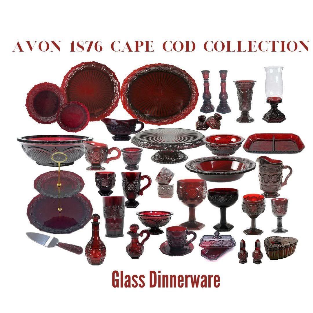 Remuiyo's tweet photo. I would kick PUPPIES to get my claws on this set. Your joking??? ITS BEAUTIFUL 🌹 🖤 🦇 id invite all you to a dinner party with these <3 https://t.co/pybs80lUoA