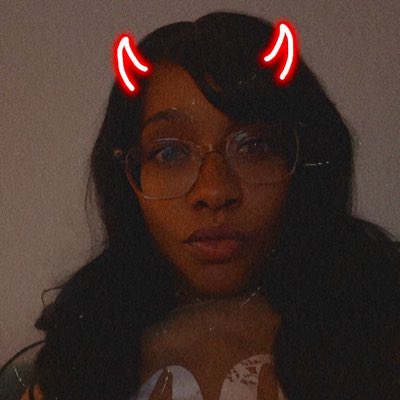 Bi_theeWay's tweet photo. If you was wondering yea boy I’m still that bitch 😈❤️ https://t.co/r4piTxlJ0R