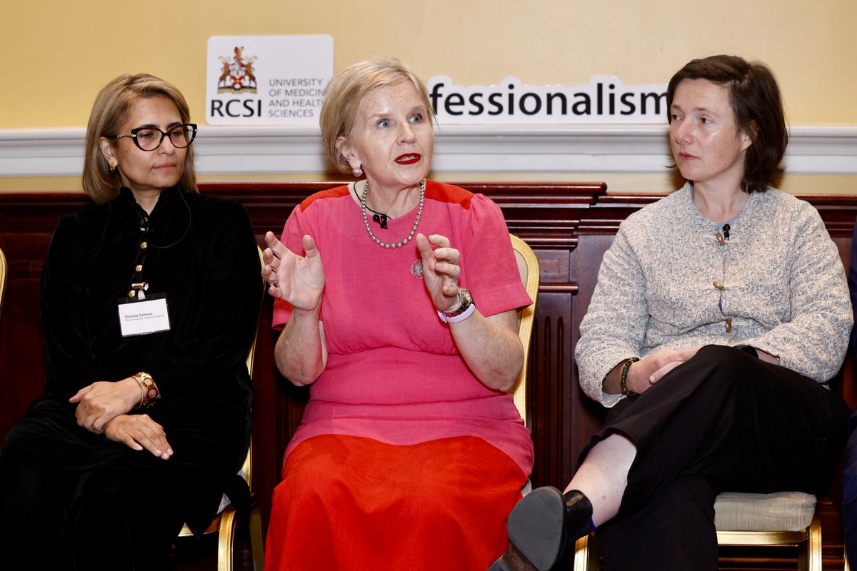 Super discussion during an earlier panel session at #MedProf25 <a href="/RCSI_Irl/">RCSI</a> 
#Teamwork #healthcare