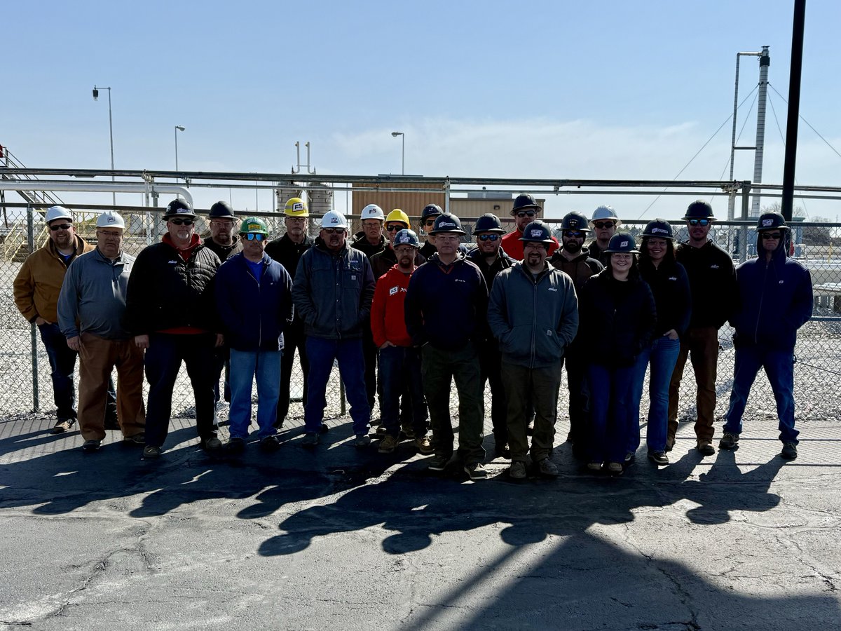 IlliniFS_'s tweet photo. Summer Fill season is quickly approaching for our Propane team! We enjoyed our season kickoff event with a tour of the Tuscola Buckeye LP Terminal and some team building time. We’re fueled up and ready to keep you powered all year long! #IlliniFS #FSPropane #SummerFill https://t.co/xVomKqkKDP