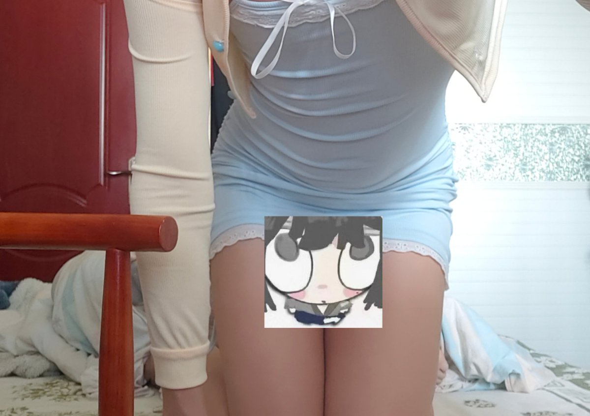 发个女装喵～（感觉还是有一点黑）