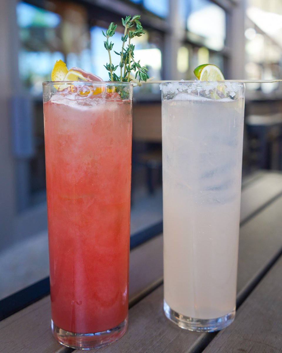 If you can't decide which looks tastier, just order both! 😉🍹

#SouthBranch #SunnyWeather #Chicago #NewCocktails #ChicagoDrinks #ChicagoRestaurant