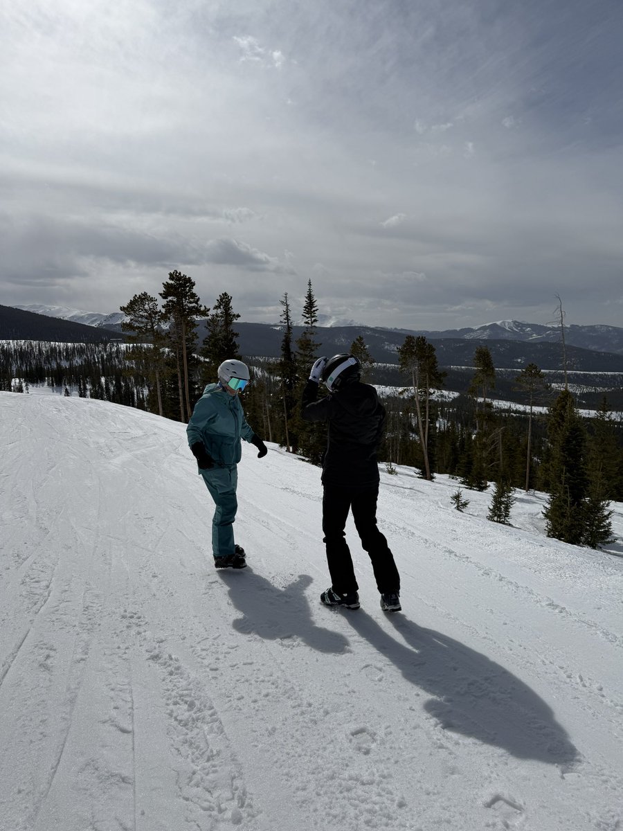 Far from the inbox ⛷️🏔️