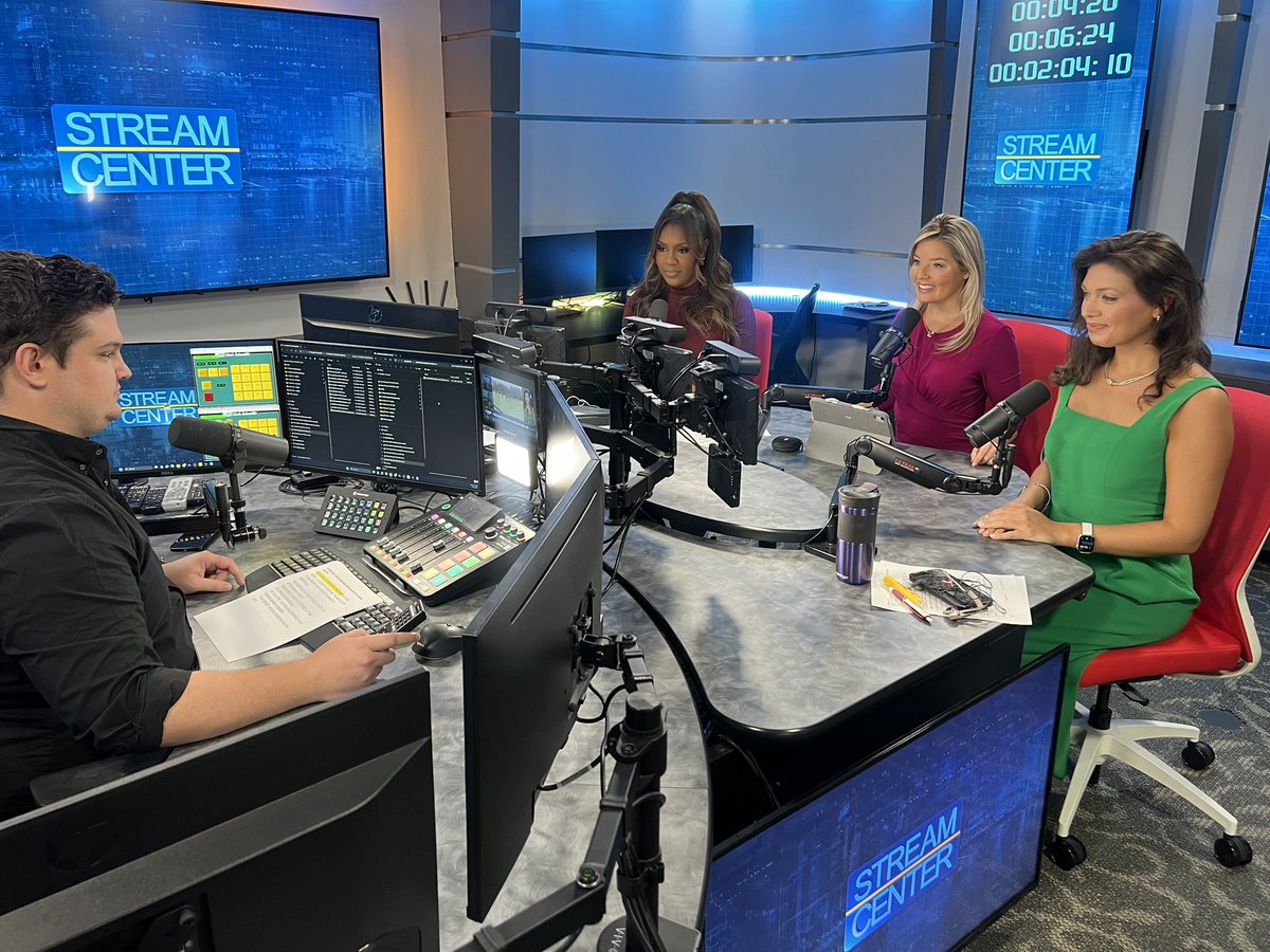 Getting ready for our <a href="/WFLA/">WFLA NEWS</a> News Now at 11 show in our stream center 🙌🏾 Joining Garret Phillips for a half hour of headlines and fun!

<a href="/WFLARebecca/">Rebecca Barry</a> <a href="/WFLABrittany/">Brittany Muller</a> 
See you all soon!