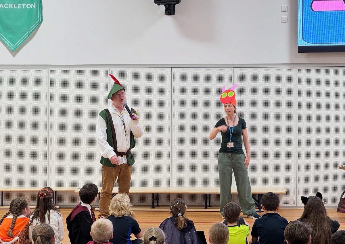 ISMonaco's tweet image. 🎉 A fantastic finish to Book Week!
Today’s Prize Giving celebrated our Y3–6 readers in English & French. Congrats to all the winners — your love of reading shines!
Big thanks to our amazing librarians for making it all possible! 📚✨
#bookweek