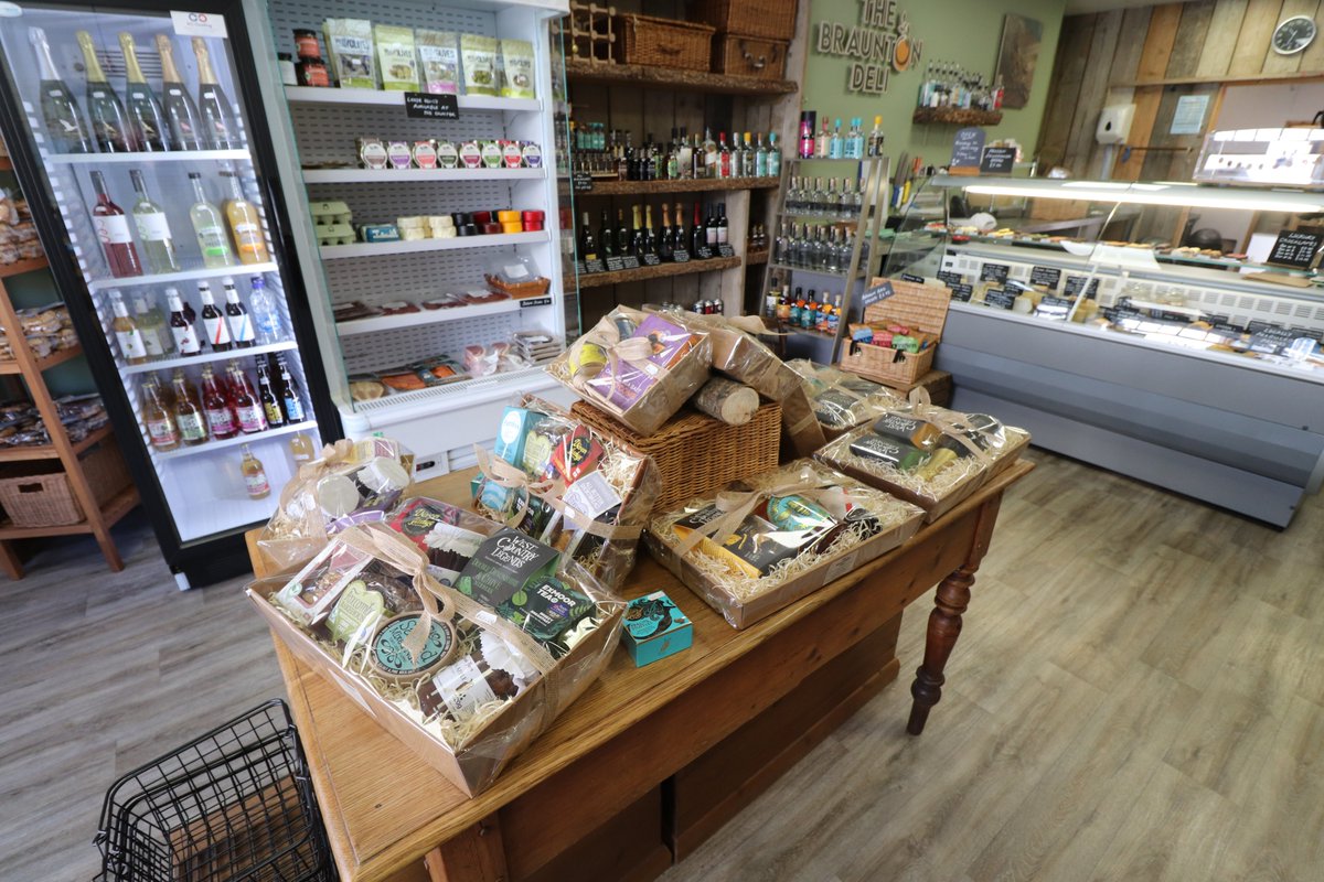NEW FOR THE WEEKEND Braunton Business For Sale
Licensed quality delicatessen selling a select range of West Country sourced products. Well-presented shop premises available for lease at a current rent of only £650 per month. EPC Rating B. *Ingoing Premium of: £65,000 plus SAV*