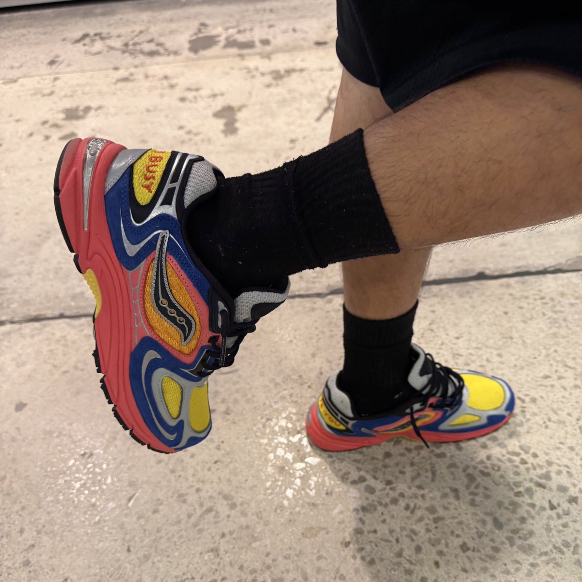 lazulcapital's tweet photo. #Heatonfeet

Jae Tips x Saucony Grid Jazz 9 https://t.co/U5zJCh56g0