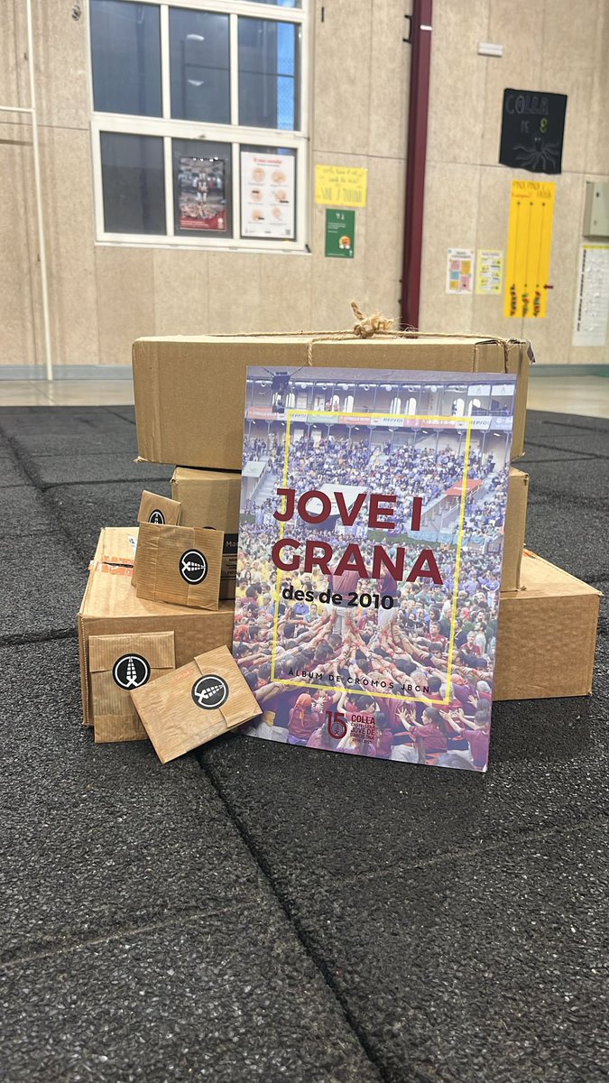 jovedebarcelona's tweet photo. Presentem l’Àlbum de Cromos de la Jove de Barcelona!

Per celebrar els #15anysJBCN hem creat un àlbum molt especial que recull moments, persones, sensacions i molta història grana!

Completa la col·lecció venint als entrenaments!

#15anysJBCN  #orgullgrana #JBCN #castellers https://t.co/fbBJvrFdGV