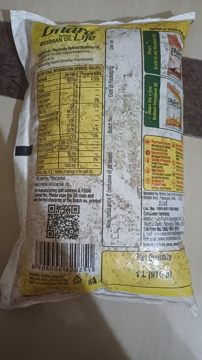 timinted_'s tweet photo. @letsblinkit we got expiry oil from blinkit, with very very dirty package, dont order from blinkit they gave you expiry product with low price, and no after support, i need my refund very very dirty package we received from blinkit

Order id - ORD332230423 pls investigate https://t.co/2Ehsq5ne0p