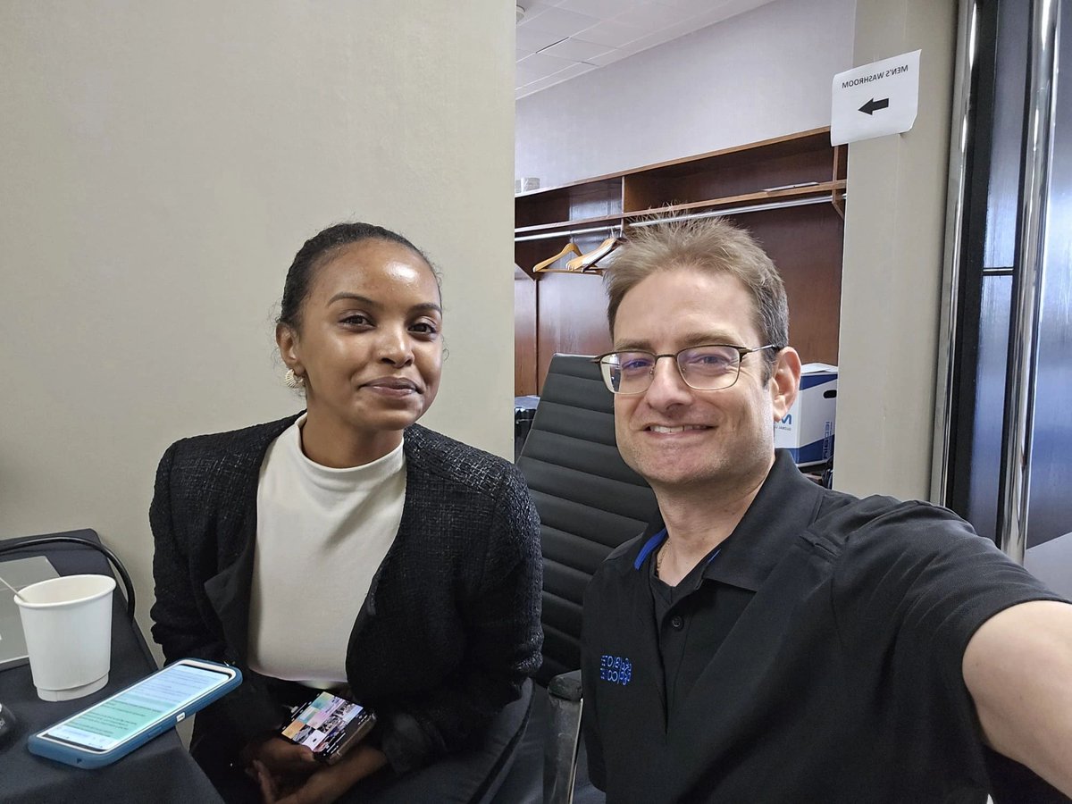 biotech_connect's tweet photo. 🚀🚀 Toute une belle semaine pour l'équipe de Biotech Connect! 🚀🚀 
🧪🧬⚗ 3 sites visités pour y tenir les Salons des sciences de la vie les 8, 9 et 10 avril à Toronto et Mississauga.
Plus de photos ici:
https://t.co/f8zhHIMFaS https://t.co/BClDE7JheC
